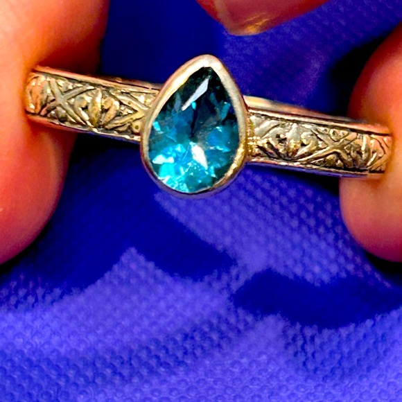 Silpada aquamarine stone, Sterling Silver no longer available from Silpada. - Picture 4 of 5